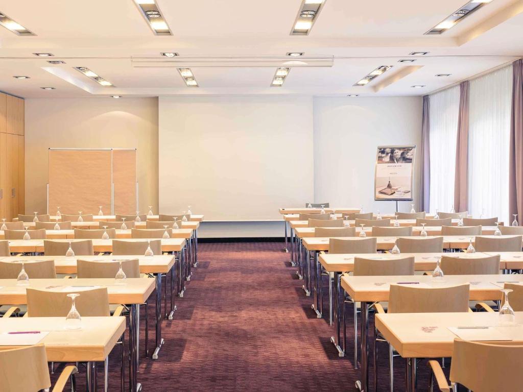 Meeting Facilities